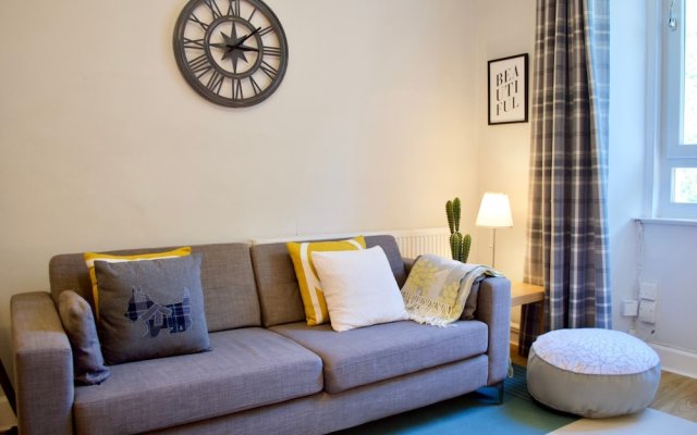 Stylish Apartment In Edinburgh