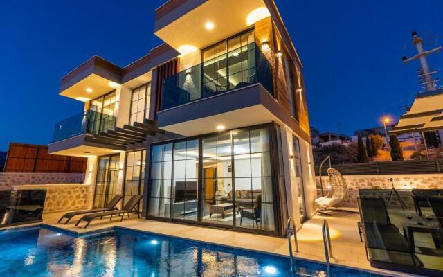 Miel Suites-2 Luxury Villa with Private Pool