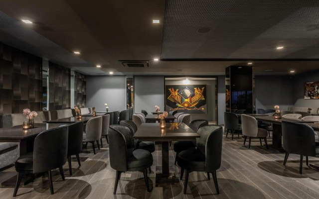 LS Hotel
