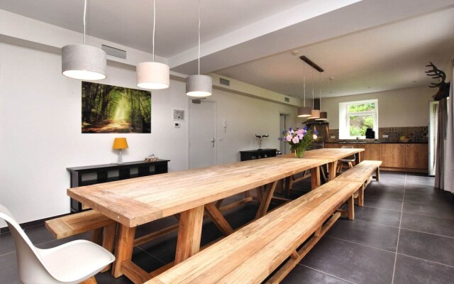 Charming Holiday Home in Redu with Large Garden