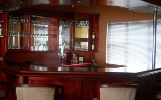 Tuscanview Guest House