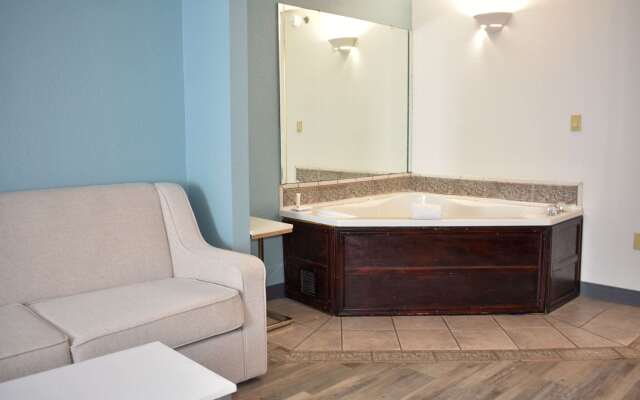 Clarion Pointe Vidalia - Lyons West