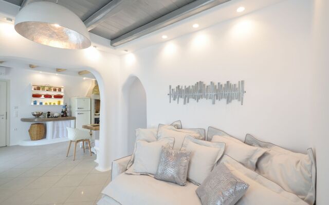 Naxos Euphoria Suites