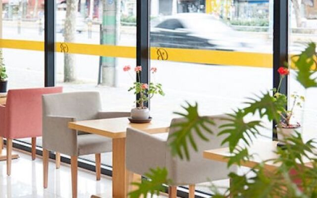 BENIKEA Hotel FLOWER