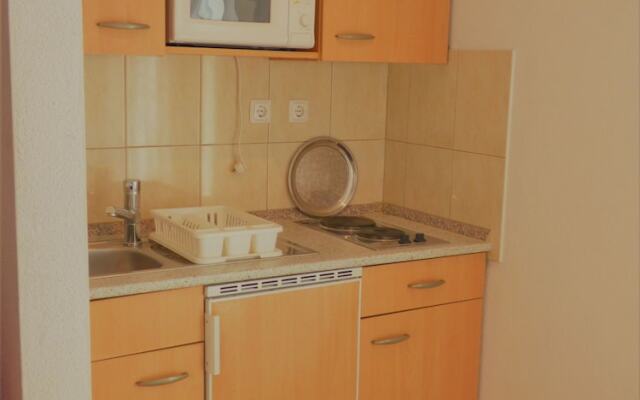Sea View Apartment for 2-3 People - Family