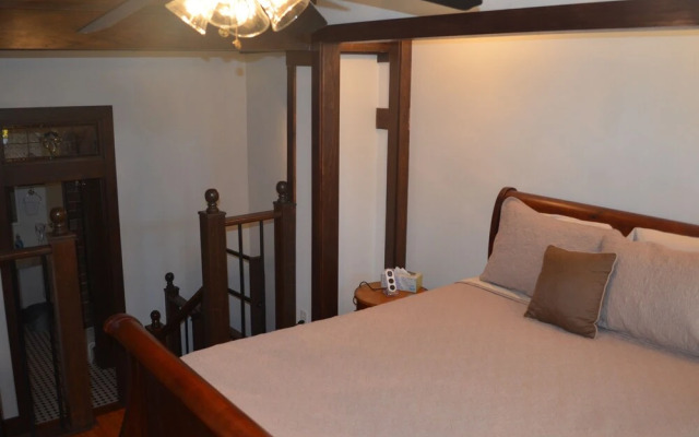 Mcgrady Inn - Bed And Breakfast