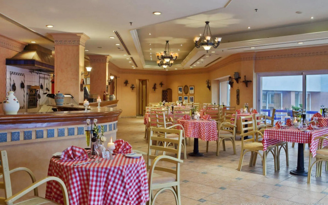 Hilton Alexandria Green Plaza