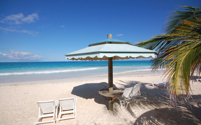 Azure Cove, Silver Sands. Jamaica Villas 5BR