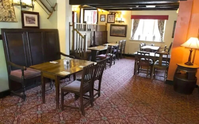 High Corner Inn