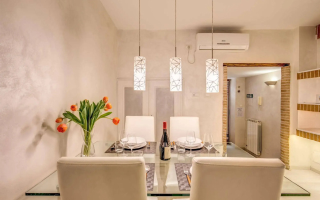 Tritone Top House
