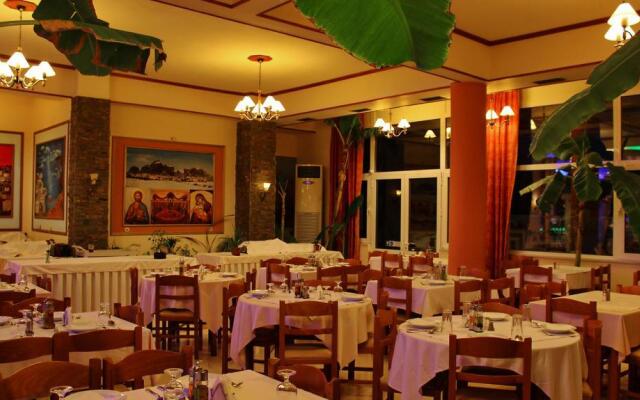 Hotel Kosta Famissi