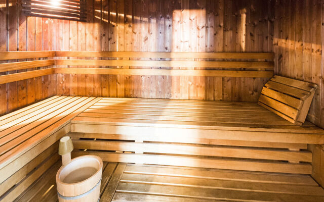 FOUR Munich Neue Messe