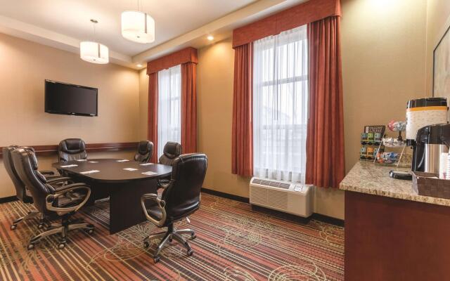 Hampton Inn by Hilton Edmonton/South, Alberta, Canada