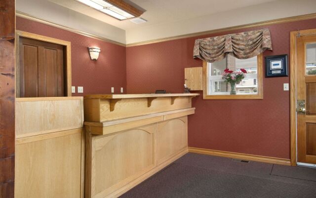 Travelodge by Wyndham Quesnel