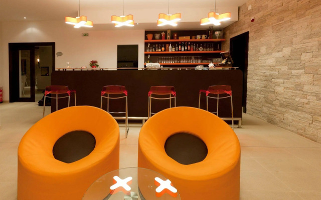 Hotel & Restaurant Velanera