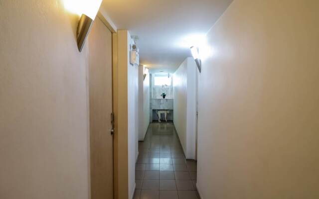 Nida Rooms the Metro Bangrak 210