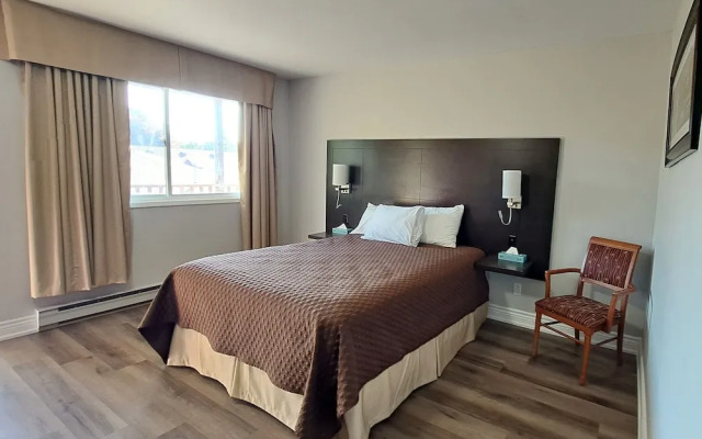 Cedar Lodge Motel