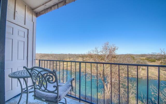 Seele Street River Retreat SS B11