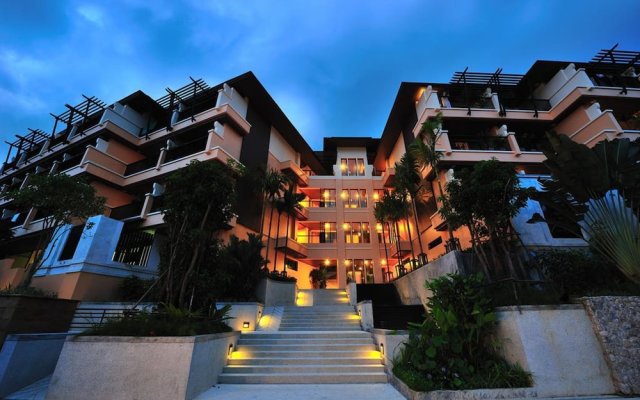 Aonang Cliff Beach Suites and Villas