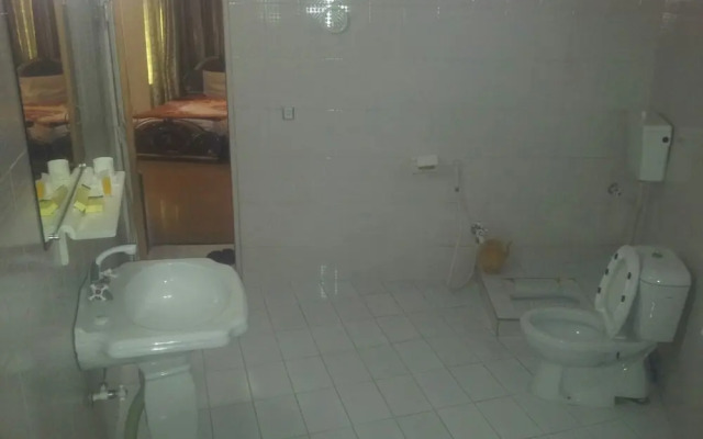 Hotel Move-N-Pick