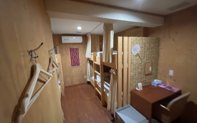 Guest House Otaru WANOKAZE - Hostel