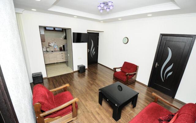 Elegant Modern Apartment