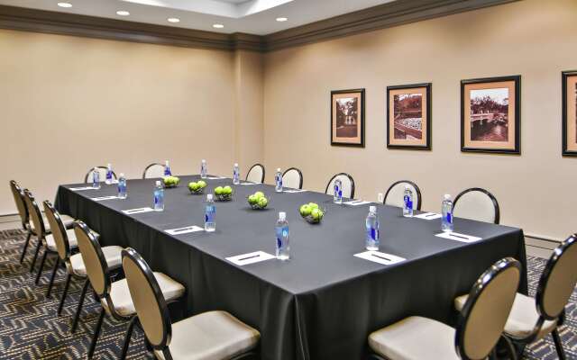 Hilton Dallas/Park Cities