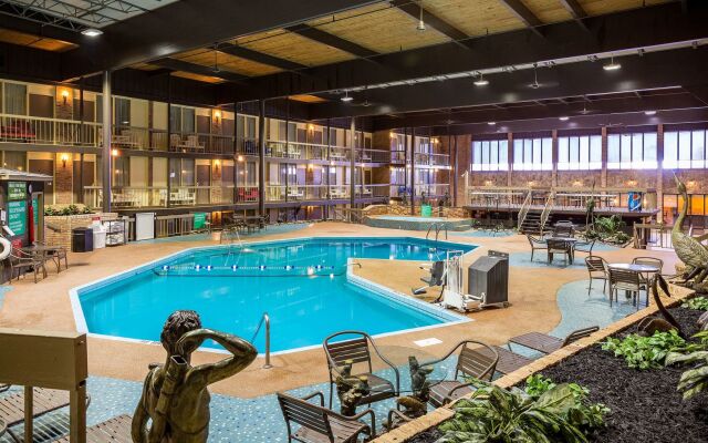 Park Inn by Radisson Sharon