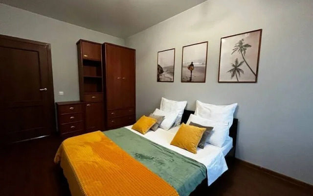 Апартаменты СанниДейс на пр-те Октябрьский, д. 1