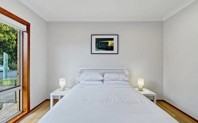 4-bed Beach House With Garden & Alfresco Dining
