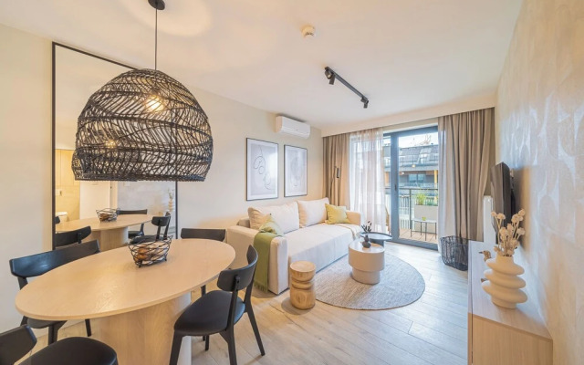 Deluxe Zen Apartment & Spa