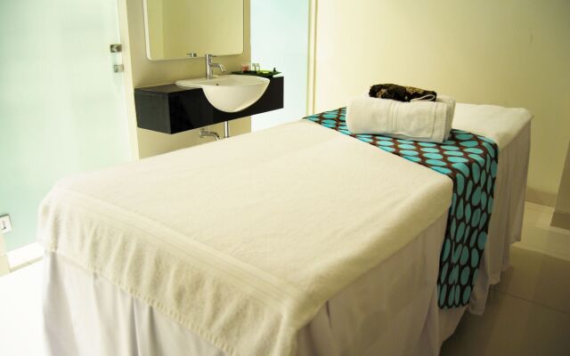 Sensa Hotel
