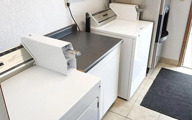 Prairie Mountain Inn