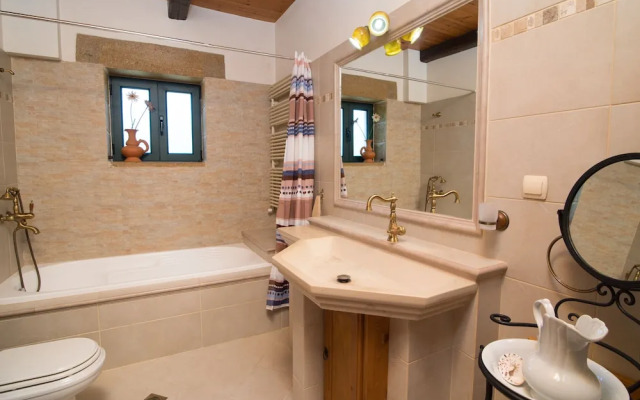 Athina Traditional Villa
