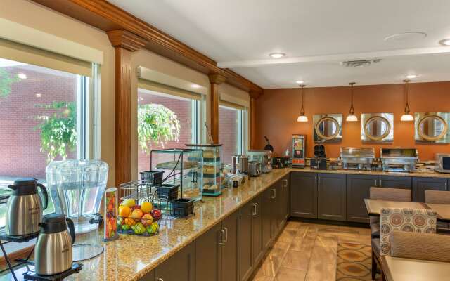 Best Western Plus Burley Inn & Convention Center