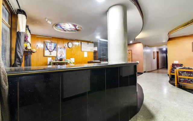 Hotel Ganesh by OYO Rooms
