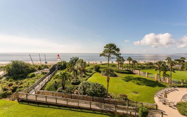 Hodnett Cooper's North Breakers