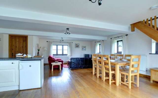 Cozy Farmhouse in Benenden With Terrace