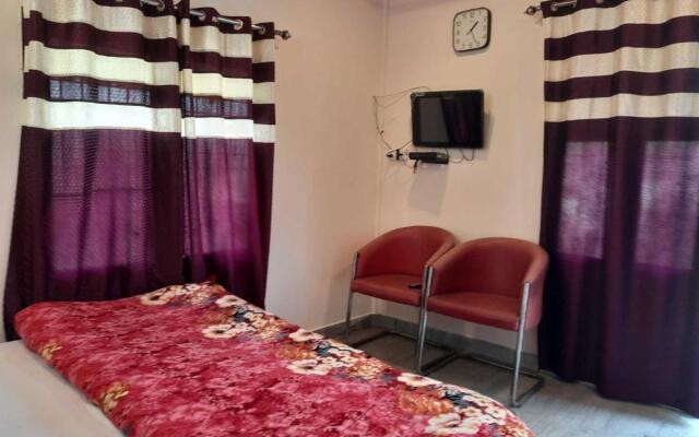 POP HOME 80621H Riddhi Resort & Home Stay