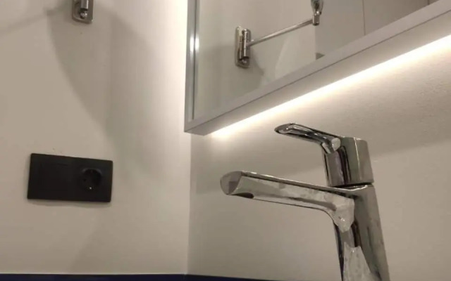 Inn Khimshiashvili 27