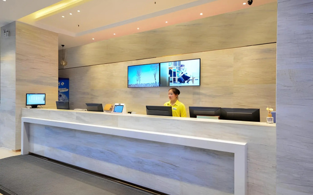 City Comfort Inn Wuhan Caidian Square