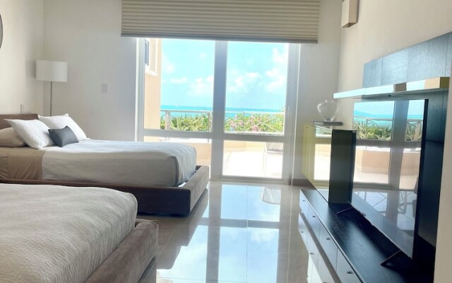 Villa Bianca Cancun Luxury Beachfront