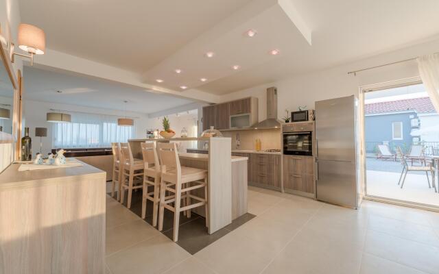 Dalmacija VI in Sukošan