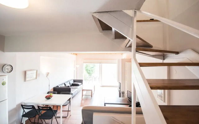 halu! Modern & Cozy Seafront Villa