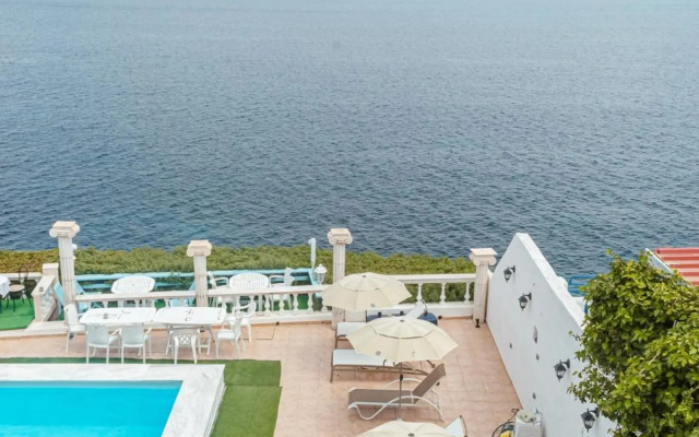 Mistral Apartments Aegina