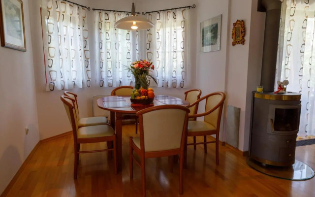 Villa Toni