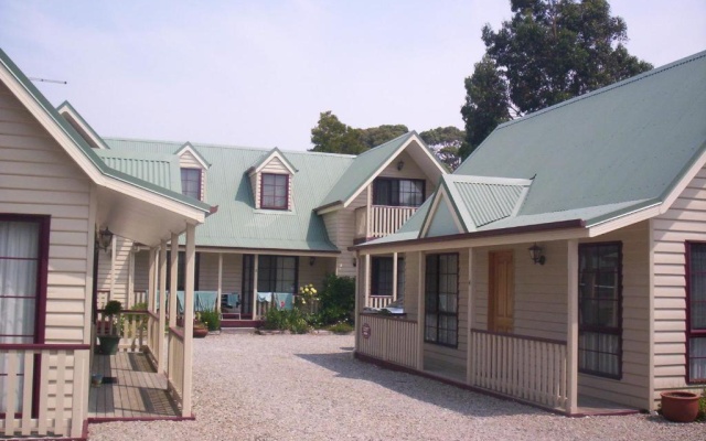 Kitty's Cottages - managed by BIG4 Strahan Holiday Retreat – Exterior – Strahan