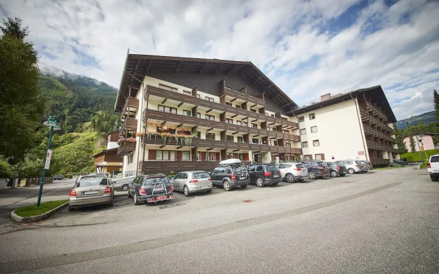 Appartement Casa Alpina by HolidayFlats24