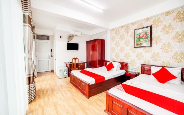 Nhat Hoa Hotel by OYO Rooms