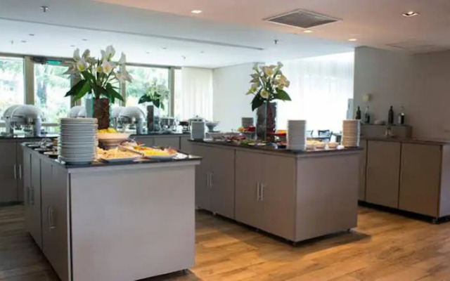 Flat Mediterraneo com garagem